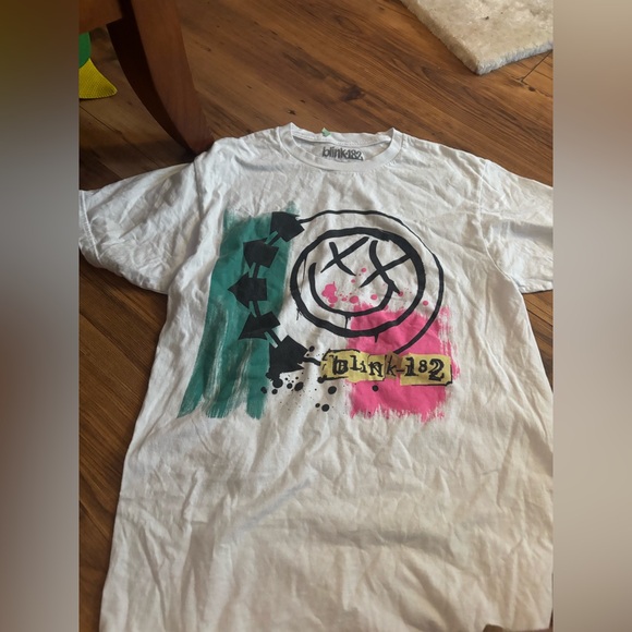 Blink 182 shirt - Picture 1 of 2